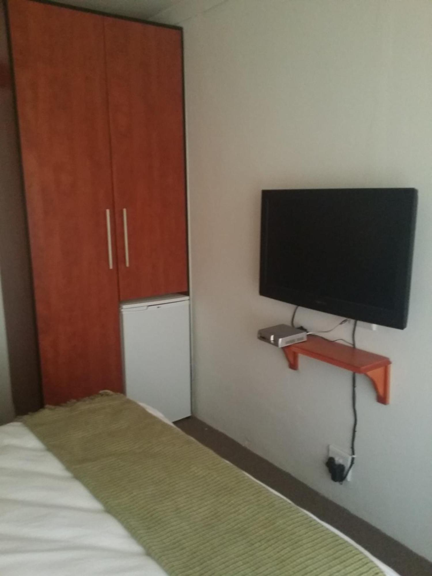 Alicia'S B&B Roodepoort Ruang foto
