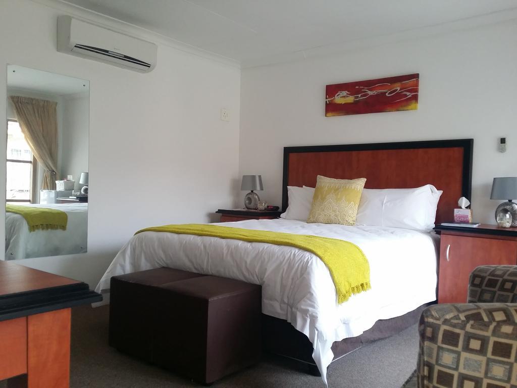 Alicia'S B&B Roodepoort Ruang foto