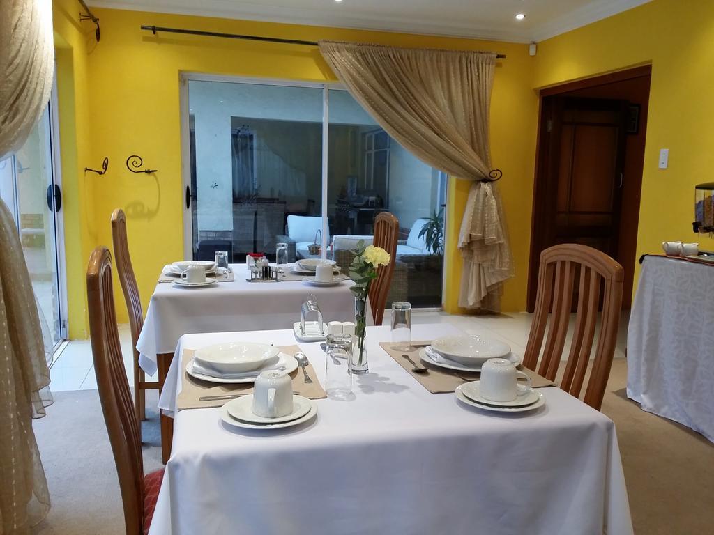 Alicia'S B&B Roodepoort Ruang foto