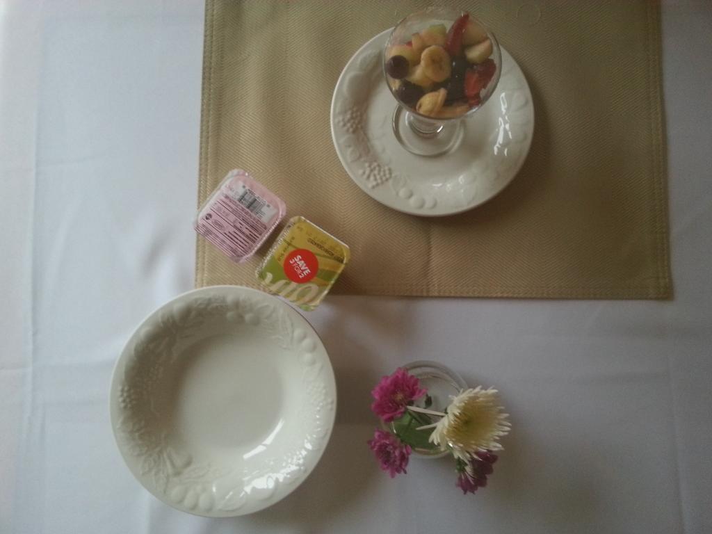 Alicia'S B&B Roodepoort Bagian luar foto