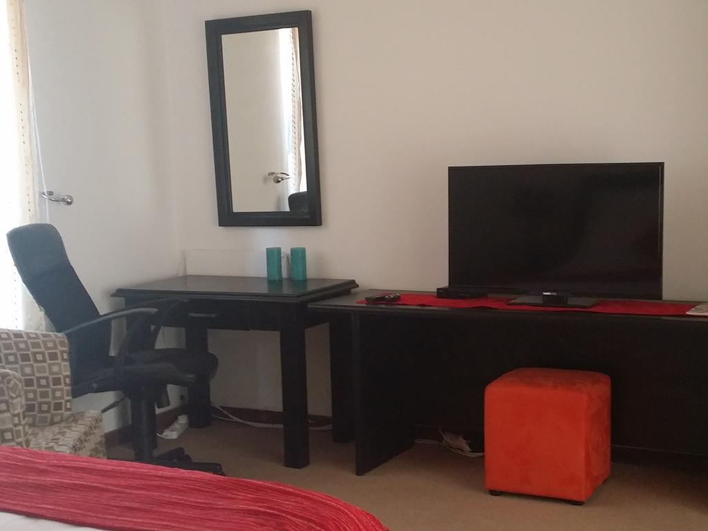 Alicia'S B&B Roodepoort Ruang foto