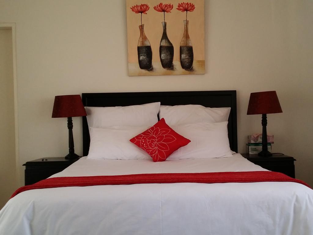 Alicia'S B&B Roodepoort Ruang foto